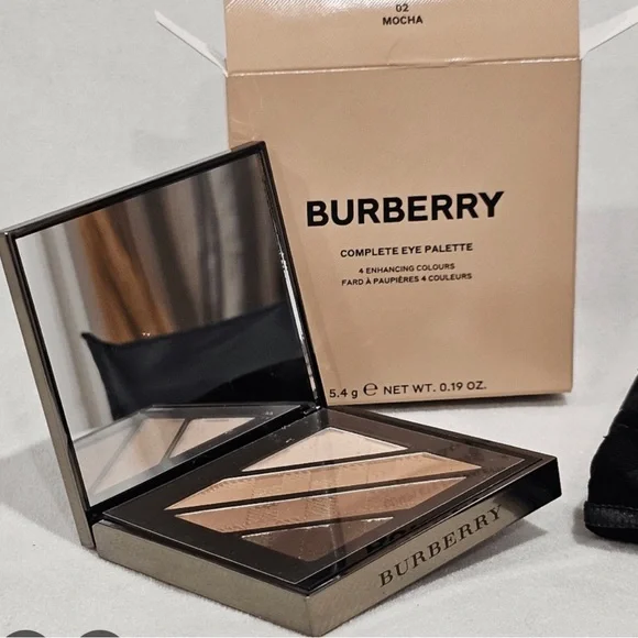 Burberry Complete Eye Shadow Palette, 02 Mocha, New In Box